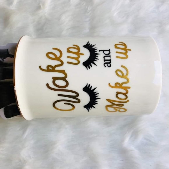 Makeup Brush Holder Wake Up And Make Up - Picture 6 of 9